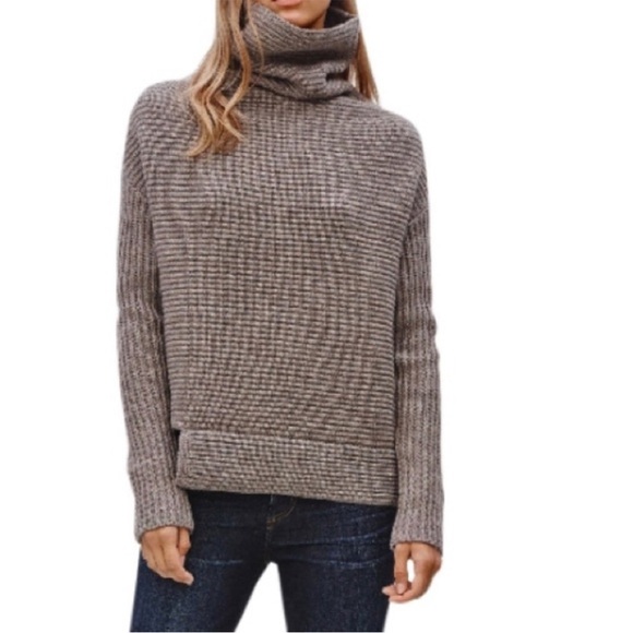 Aritzia Babaton Mika Wool and Cashmere Turtleneck Ribbed Knit Sweater - Picture 13 of 13